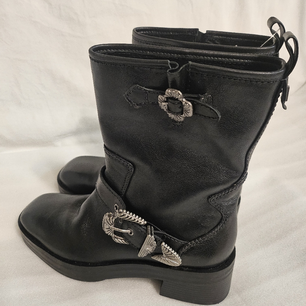 LARROUDE Hardy Boot Western Buckle Moto Black Leather 8.5 NWOT